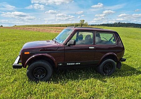 Lada Taiga / Niva 4x4 - Webasto Faltdach
