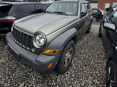 Jeep Cherokee 2.8 CRD Sport