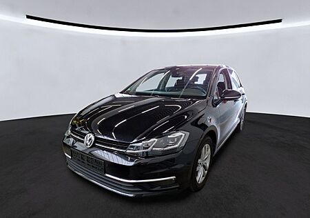 VW Golf Volkswagen VII Lim. Comfortline *NAVI*LED*ACC*
