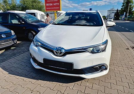 Toyota Auris Touring Sports Executive