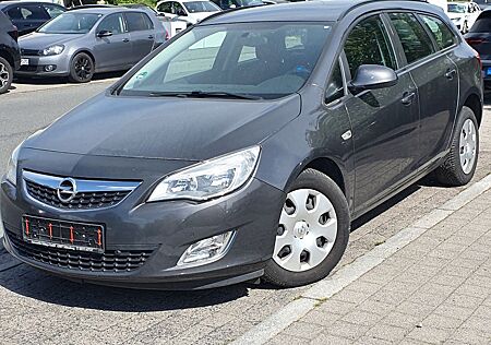 Opel Astra J Sports Tourer Edition