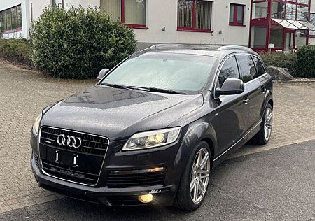 Audi Q7 3.0 TDI (DPF) quattro tiptronic S Line