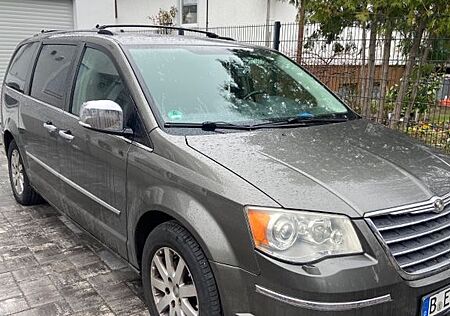 Chrysler Grand Voyager Limited 2.8 CRD Autom. Li. Behind.