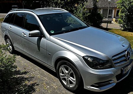 Mercedes-Benz C 180 CGI T BlueEFFICIENCY AVANTGARDE