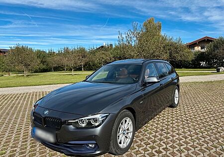 BMW 320d xDrive Touring Panorama/HeadUp/Leder/