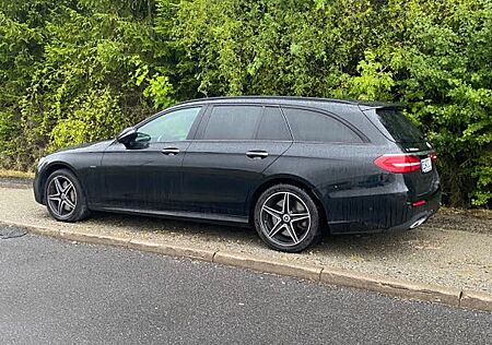Mercedes-Benz E 300 de T Autom. -