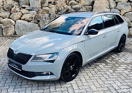 Skoda Superb Combi Sportline Schalensitze /Vollausstat