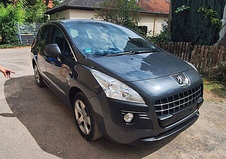 Peugeot 3008 8Sitzer sehr gepflegt + gute Ausstattung