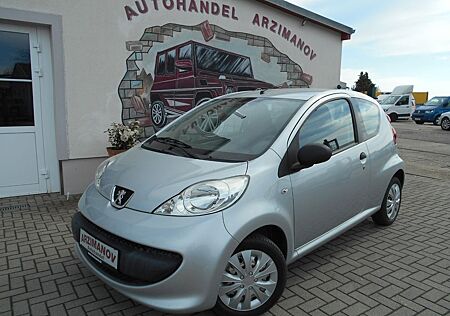 Peugeot 107 1.0 Petit Filou