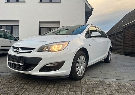 Opel Astra J Sports Tourer Selection
