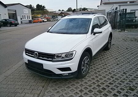 VW Tiguan Volkswagen 2.0 TDI SCR 4MOTION SOUND