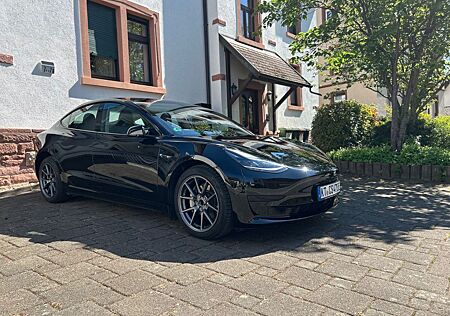Tesla Model 3 RWD | Schwarz | Leder