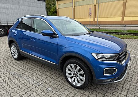 VW T-Roc Volkswagen Sport 2.0 TDI DSG7/LED/NAV/KAM/PDC!