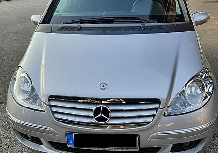 Mercedes-Benz A 150 ELEGANCE Elegance
