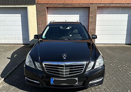 Mercedes-Benz E 350 CDI 4MATIC T BlueEFFICIENCY -