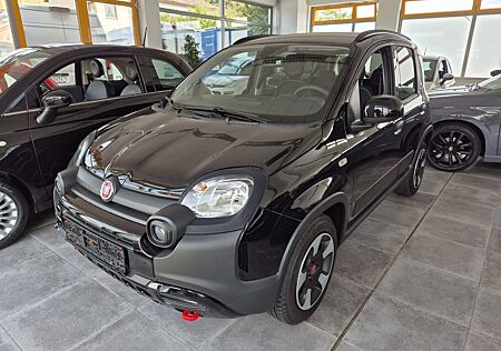 Fiat Panda Cross schwarz