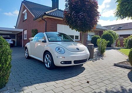 VW New Beetle Volkswagen 1.6 Cabriolet -