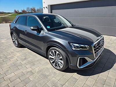 Audi SQ2 TFSI S tronic QUATTRO AHK MATRIX 19 NAVI ACC