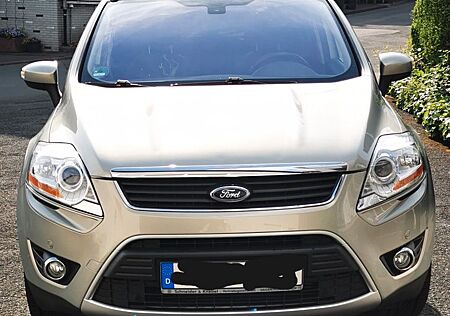 Ford Kuga 2,0 TDCi 4x4 Titanium