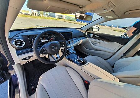 Mercedes-Benz E 300 Autom. 4 Matic