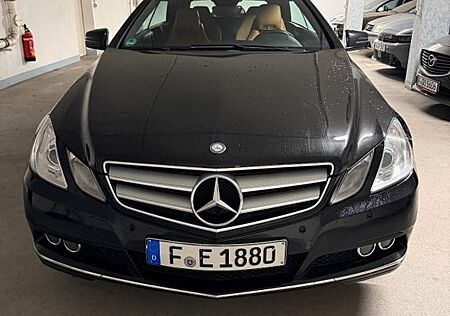 Mercedes-Benz E 200 Cabriolet BlueEFF. ELEGANCE ELEGANCE