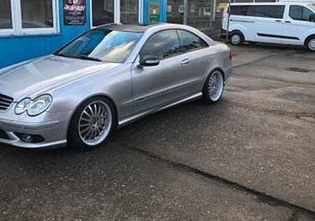 Mercedes-Benz CLK 500 AVANTGARDE AMG Paket