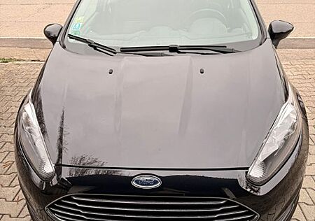 Ford Fiesta / 82 PS / 88.000 km / TÜV bis 05.27