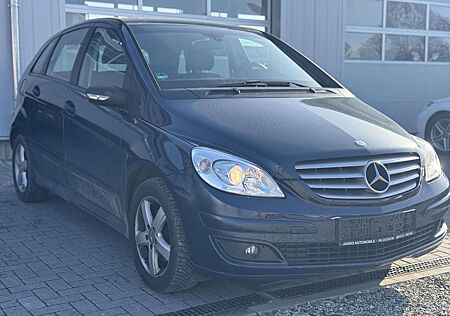 Mercedes-Benz B 200 (245.233)