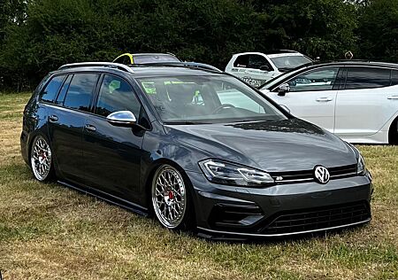 VW Golf Volkswagen 2.0 TSI DSG 4MOTION R Variant
