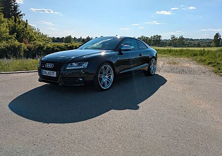 Audi A5 2.0 TFSI Coupe (black Edition)