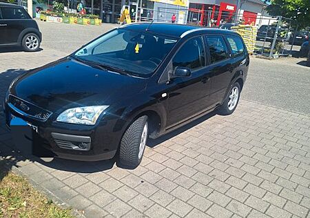 Ford Focus 2,0 Ghia Ghia