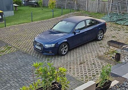Audi A4 2.0 TDI 130kW quattro Attraction Attraction