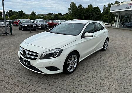 Mercedes-Benz A 200 LED/NAVI/LEDER/ALU