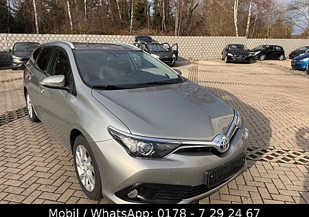 Toyota Auris Touring Sports Hybrid Dynamic