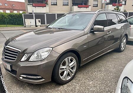 Mercedes-Benz E 250 E -Klasse T-Modell CDI