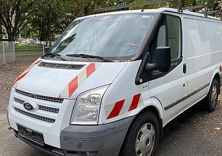 Ford Transit 125 FT330 Allrad, Werkstatteinrichtug