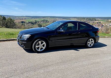 Mercedes-Benz CLC 180 KOMPRESSOR