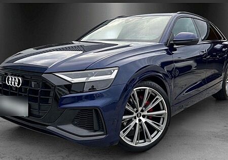 Audi Q8 55 TFSI quattro tiptronic - PANO, SLine