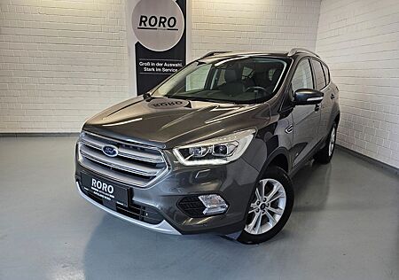 Ford Kuga 2.0 TDCi Titanium 4x4 + ACC/Navi/Teilleder