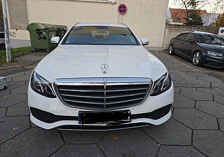 Mercedes-Benz E 200 d T Autom. -