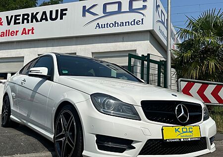 Mercedes-Benz C 350 4Matic CGI AMG Styling