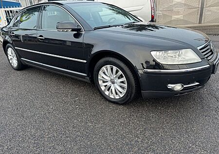 VW Phaeton Volkswagen V8 4-Sitzer 4Motion lang