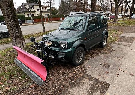 Suzuki Jimny 4x4 Schneepflug Winterdienst