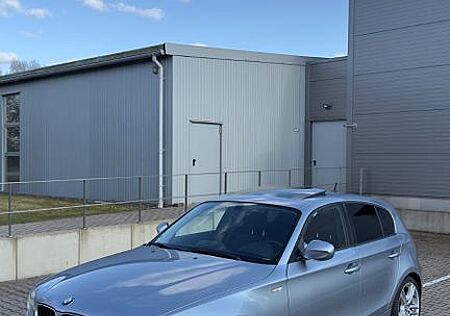 BMW 120d E87 TÜV Neu LCI Facelift BiXenon Navi