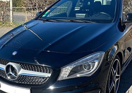 Mercedes-Benz CLA 180 AMG Line AMG Line