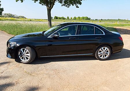 Mercedes-Benz C 220 d Avantgarde, AHK, Distronic, HU neu