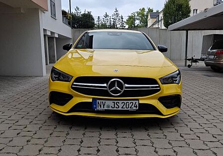 Mercedes-Benz CLA 35 AMG Shooting Brake Mercedes-AMG CLA 3...