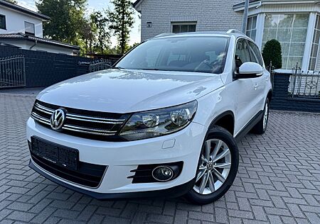 VW Tiguan Volkswagen Sport & Style 4Motion NAVI ALCANTARA PDC