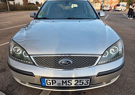 Ford Mondeo 2.0 Ghia Ghia