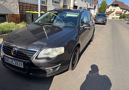 VW Passat Variant Volkswagen 1.8 TSI Highline Variant Highline